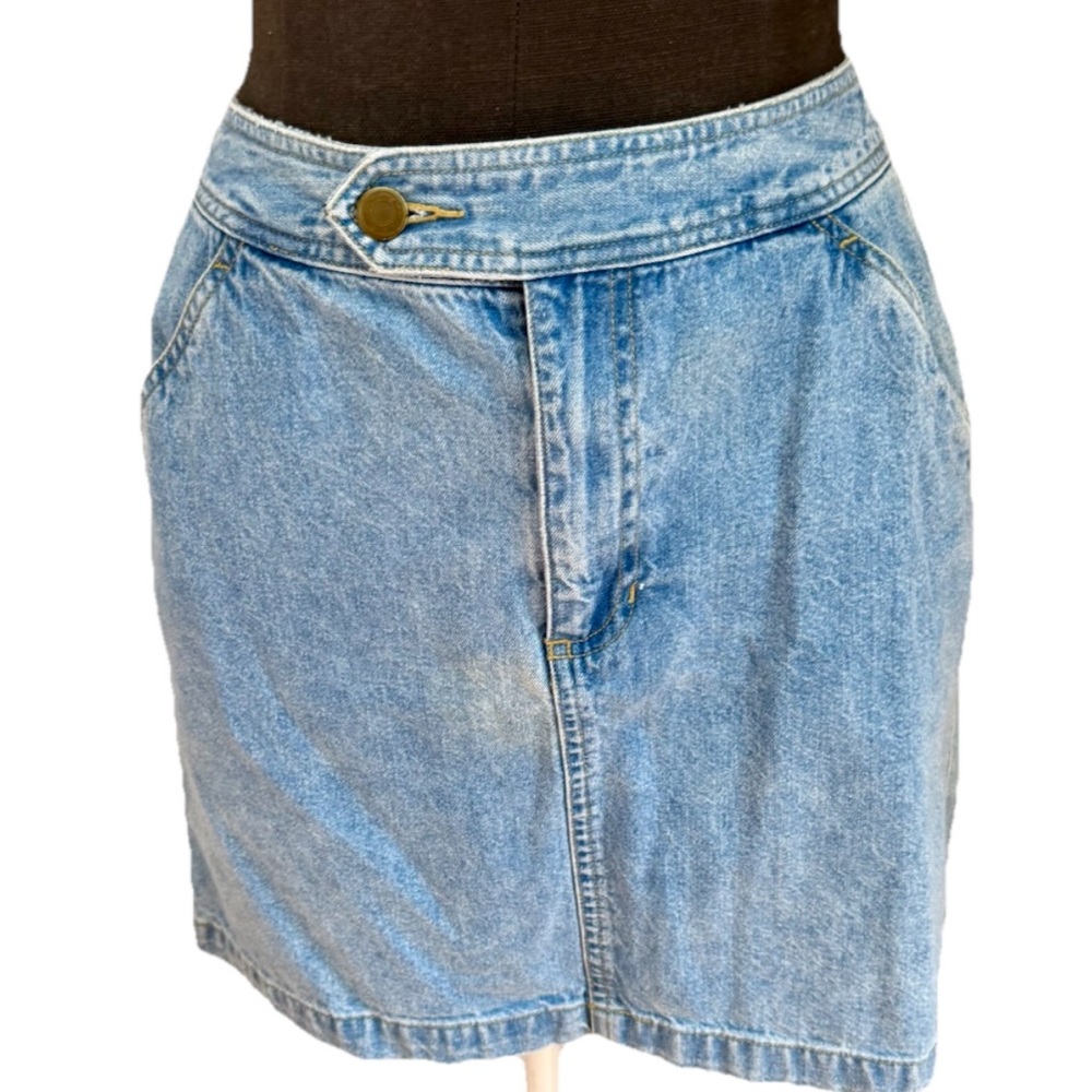 Liz Claiborne Lizwear Vintage Light Wash 100%‎ Cotton Blue Denim Skirt, Size 8